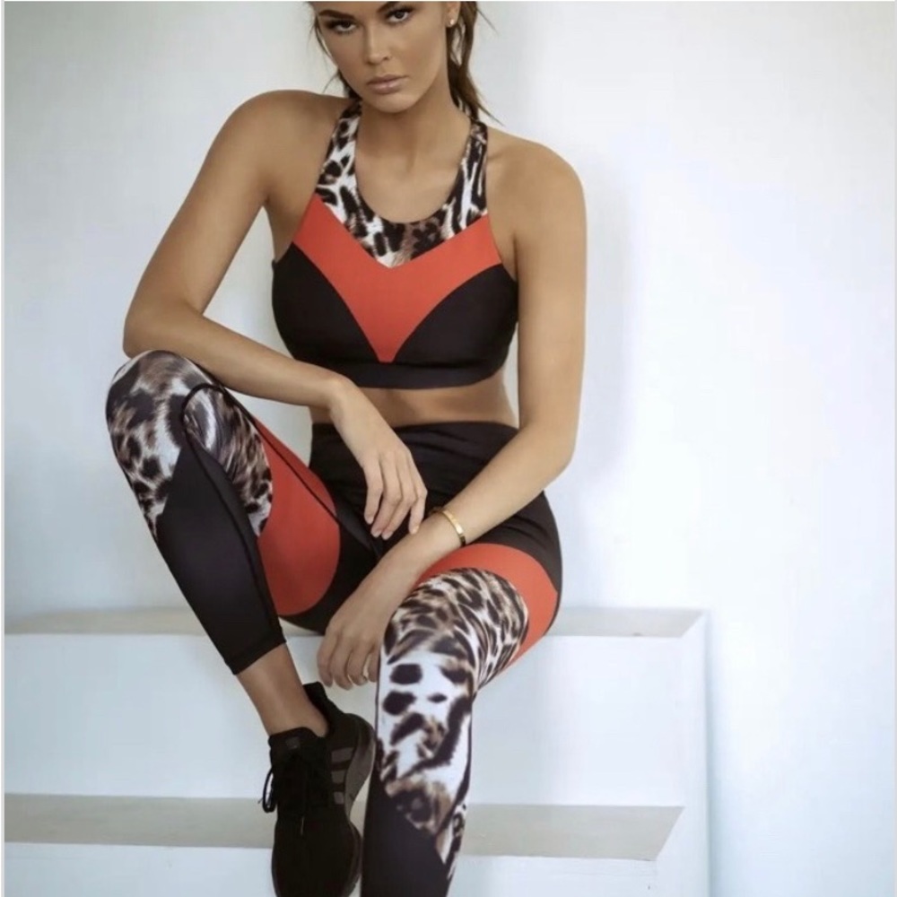 New Now in stock Women’s Leopard Active set